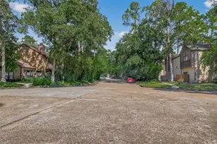 11711 Memorial Dr, Houston, TX 77024 - Photo 41