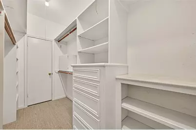 11711 Memorial Drive #13, Houston, TX 77024 - Photo 29