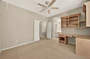 11711 Memorial Dr, Houston, TX 77024 - Photo 33