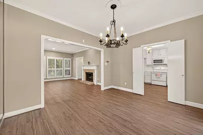11711 Memorial Drive #13, Houston, TX 77024 - Photo 11