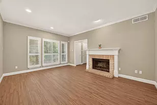 11711 Memorial Dr, Houston, TX 77024 - Photo 9