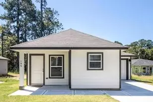 195 Cherry Tree, Livingston, TX 77351 - Photo 1