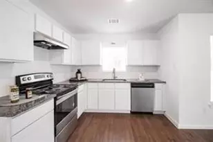 195 Cherry Tree, Livingston, TX 77351 - Photo 3