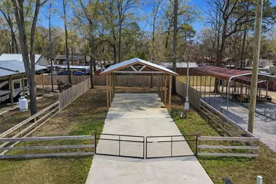 211 Martineque Lane, Point Blank, TX 77364 - Photo 3