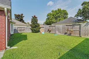 4250 Noble Oak Trail, Houston, TX 77059 - Photo 21