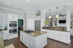 4250 Noble Oak Trail, Houston, TX 77059 - Photo 9