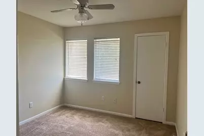 17149 Beaver Springs Drive #13, Houston, TX 77090 - Photo 5