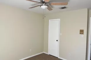 17149 Beaver Springs Dr, Houston, TX 77090 - Photo 3