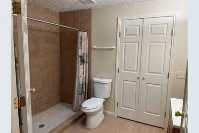 302 Somerset Road, Conroe, TX 77316 - Photo 13