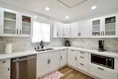 13529 Woodchester Drive, Sugar Land, TX 77498 - Photo 9