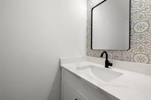 6302 Ezzard Charles Ln, Houston, TX 77091 - Photo 9