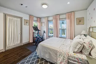 230 E 25th St, Houston, TX 77008 - Photo 25