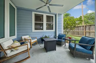 230 E 25th St, Houston, TX 77008 - Photo 43