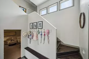 230 E 25th St, Houston, TX 77008 - Photo 27