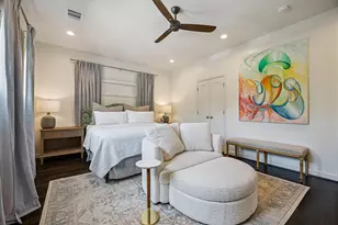 230 E 25th St, Houston, TX 77008 - Photo 29