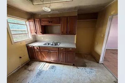 6803 Dionne Drive, Houston, TX 77076 - Photo 5