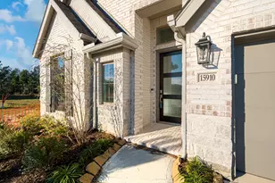 15910 Mahogany Mist Dr, Conroe, TX 77302 - Photo 5