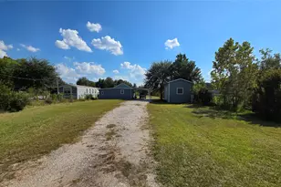 2717 County Rd 3479B, Cleveland, TX 77327 - Photo 7