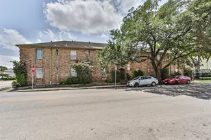 6401 Skyline Dr, Houston, TX 77057 - Photo 17