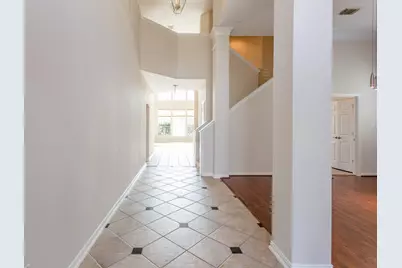 10026 Lakeside Gables, Houston, TX 77065 - Photo 3