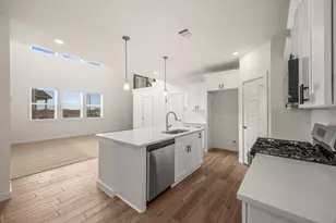 13731 Olympic River Ln, Rosharon, TX 77583 - Photo 11