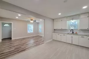 1113 San Jacinto St, Rosenberg, TX 77471 - Photo 3