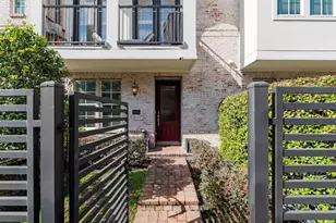 2605 Maxroy St, Houston, TX 77007 - Photo 9