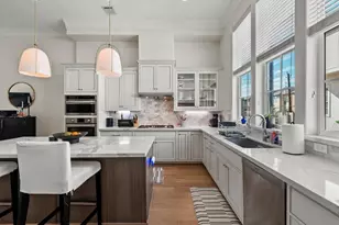 2605 Maxroy St, Houston, TX 77007 - Photo 17