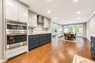 926 Ivy Wall Dr, Houston, TX 77079 - Photo 13