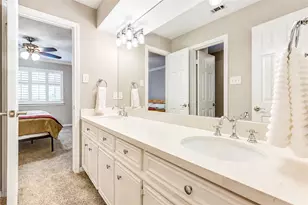 926 Ivy Wall Dr, Houston, TX 77079 - Photo 29
