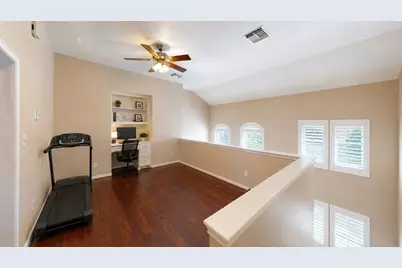 2128 Gillette Street, Houston, TX 77006 - Photo 5