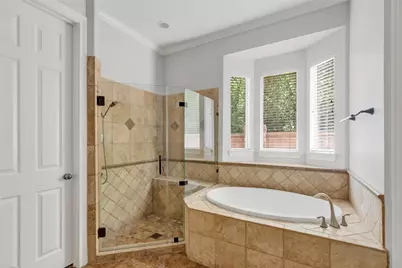 14115 Norhill Pointe Drive, Houston, TX 77044 - Photo 31