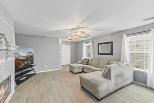 9439 Gnarled Chestnut Ct, Houston, TX 77075 - Photo 7