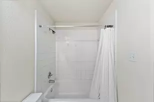 9439 Gnarled Chestnut Ct, Houston, TX 77075 - Photo 29