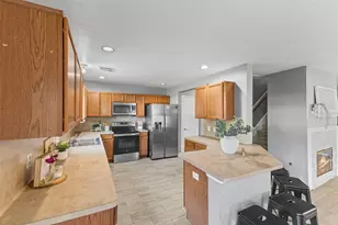 9439 Gnarled Chestnut Ct, Houston, TX 77075 - Photo 11