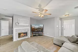 9439 Gnarled Chestnut Ct, Houston, TX 77075 - Photo 9