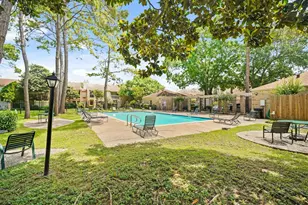 800 Country Pl Dr, Houston, TX 77079 - Photo 41