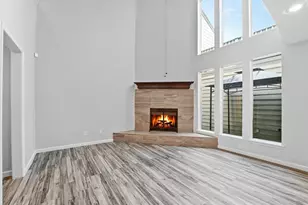 800 Country Pl Dr, Houston, TX 77079 - Photo 11