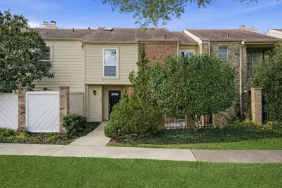 800 Country Place Drive #1204, Houston, TX 77079 - Photo 1