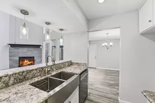 800 Country Pl Dr, Houston, TX 77079 - Photo 13