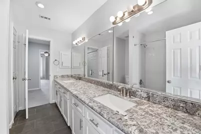 800 Country Place Drive #1204, Houston, TX 77079 - Photo 27