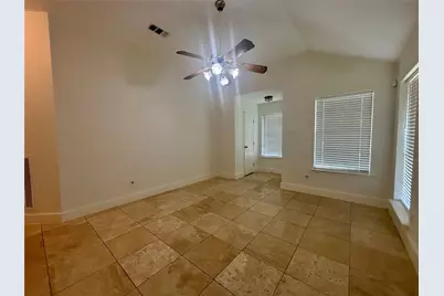 7815 Log Hollow Drive, Houston, TX 77040 - Photo 9
