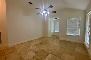 7815 Log Hollow Dr, Houston, TX 77040 - Photo 9