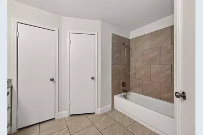 509 Southern Oaks Drive, Lake Jackson, TX 77566 - Photo 21