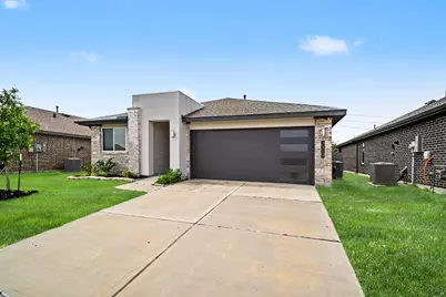 7310 Lakeway Bluff Lane, Richmond, TX 77407 - Photo 3