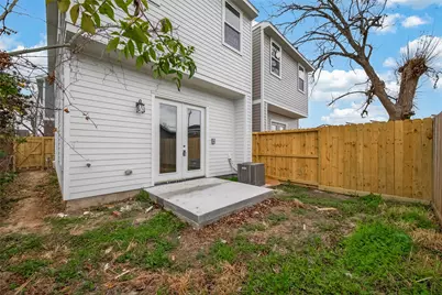 1502 Hussion Street, Houston, TX 77003 - Photo 37