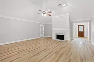 2022 Hillside Oak Ln, Houston, TX 77062 - Photo 13