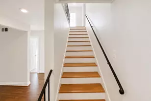 4388 Harvest Ln, Houston, TX 77004 - Photo 5