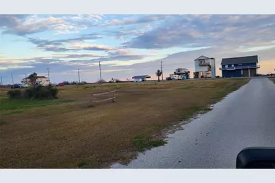1221 Rollover Circle, Gilchrist, TX 77617 - Photo 1