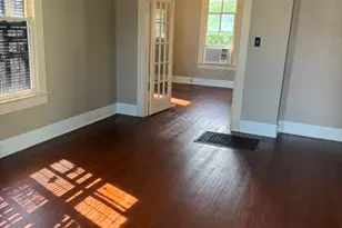 1628 Ave N 1/2, Galveston, TX 77550 - Photo 3